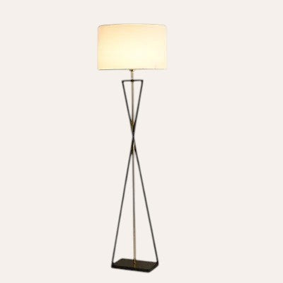 Lampadaire nordique en fer design moderne