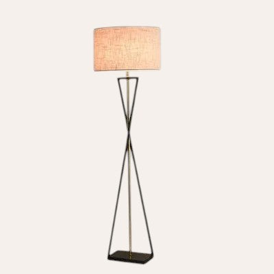 Lampadaire nordique en fer design moderne