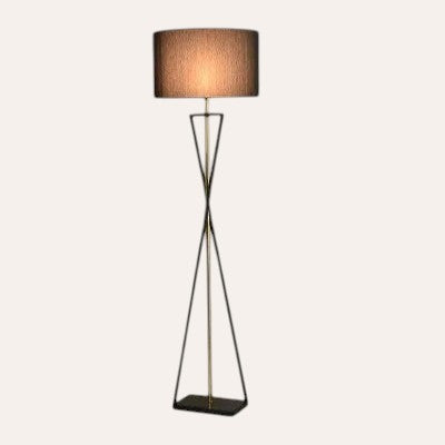 Lampadaire nordique en fer design moderne