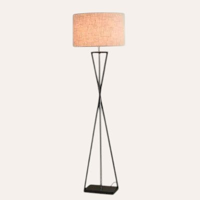 Lampadaire nordique en fer design moderne