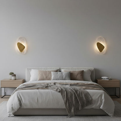 Applique murale goodlampe en fer doré et verre blanc, design moderne, éclairage haut et bas.