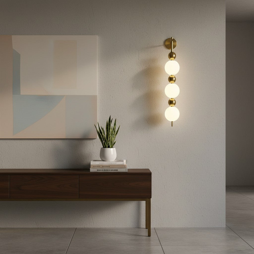 goodlampe applique murale LED dorée en aluminium avec 4 globes blancs laiteux et accents dorés, style moderne