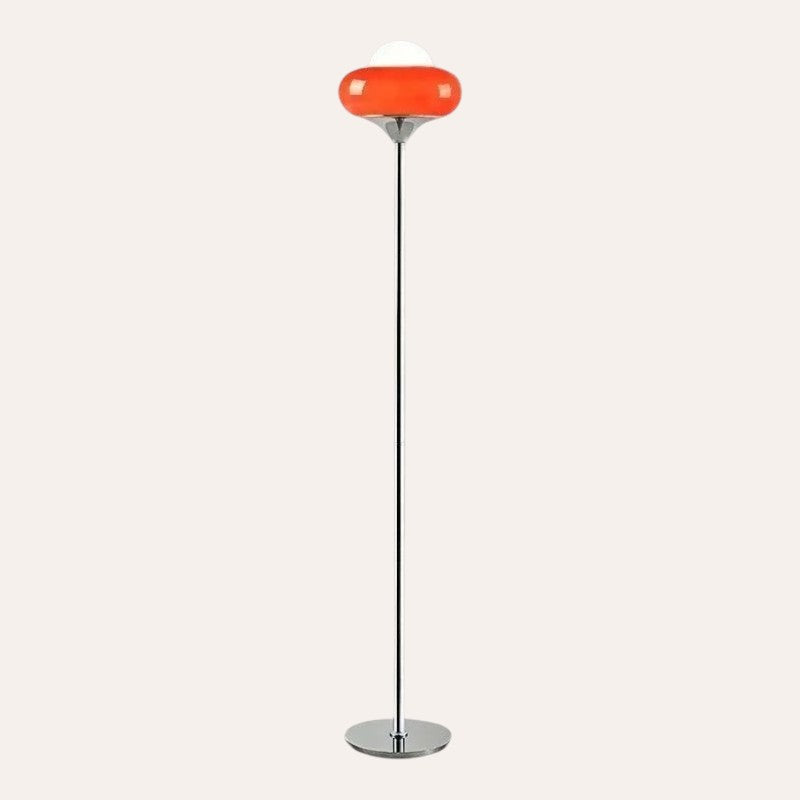 Lampadaire Bauhaus goodlampe avec abat-jour en verre orange et pied en métal chromé pour un éclairage rétro moderne